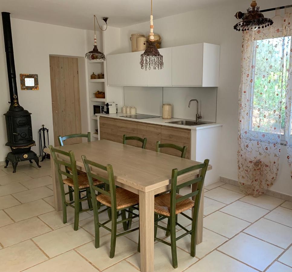 Trullo Tojo Villa Ostuni Buitenkant foto